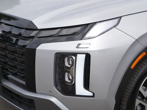 Certified 2025 Hyundai Palisade SEL AWD/4WD image 16