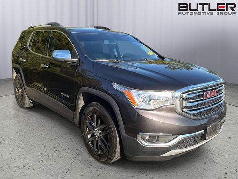 Used 2017 GMC Acadia SLT FWD image 6