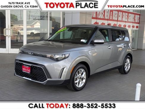 Used 2023 Kia Soul LX w/ LX Technology Package image 1