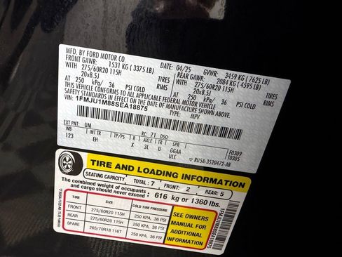Used 2025 Ford Expedition Platinum AWD/4WD image 35