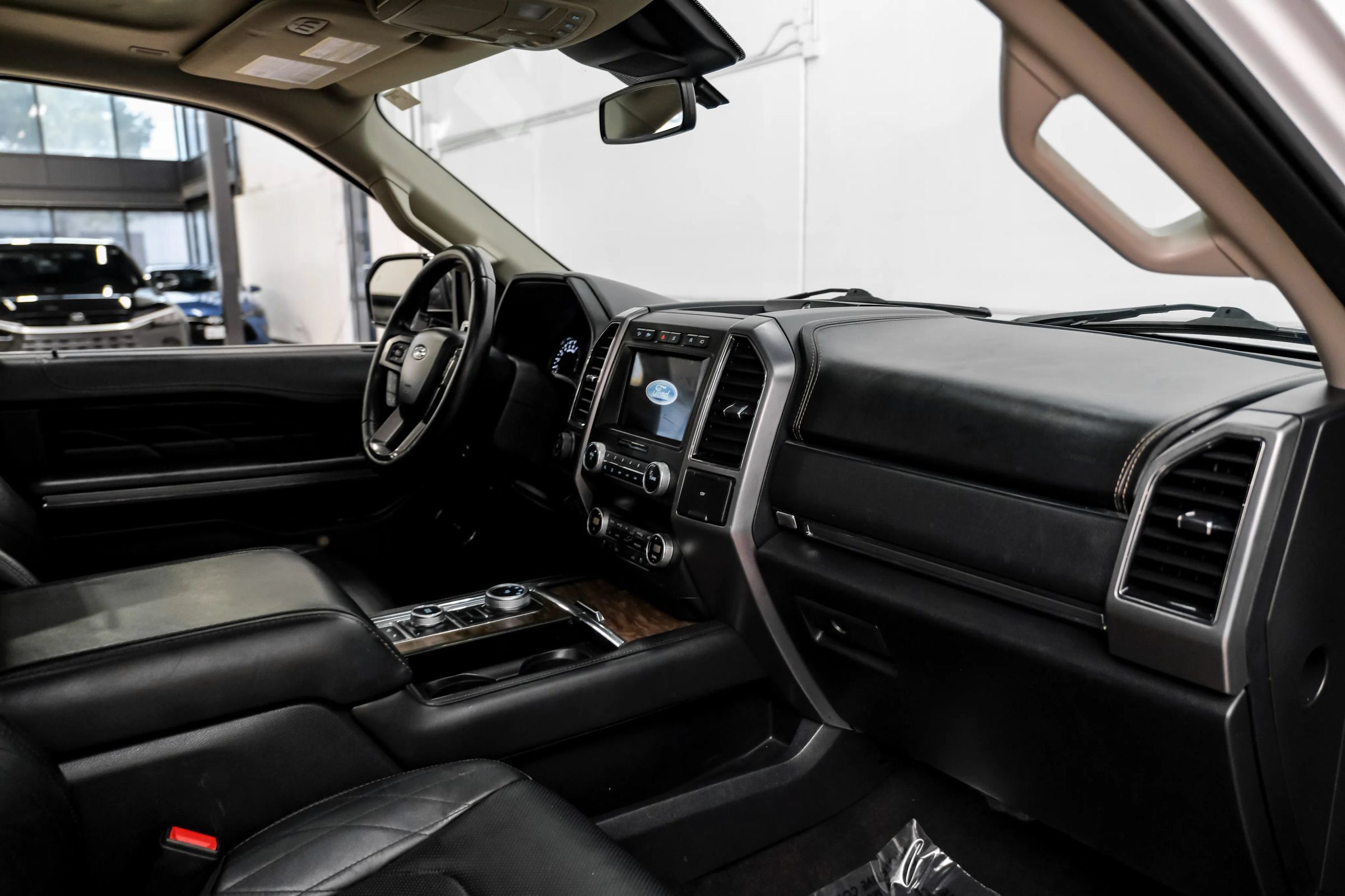 Used 2021 Ford Expedition Platinum AWD/4WD image 13