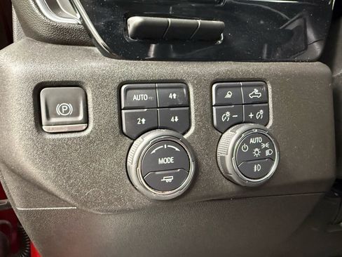 Used 2024 Chevrolet Silverado 2500 LTZ w/ LTZ Plus Package image 15