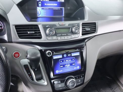 Used 2014 Honda Odyssey EX-L image 16