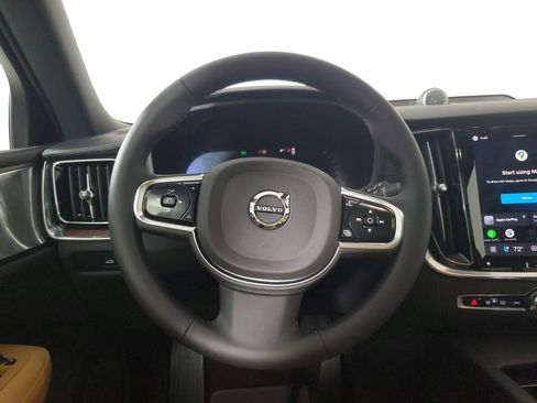Used 2025 Volvo V60 B5 Cross Country Ultra w/ Protection Package Premier AWD/4WD image 13