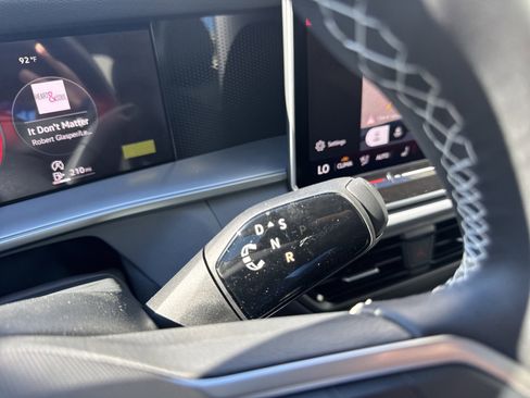 New 2026 Volkswagen Tiguan SE image 30