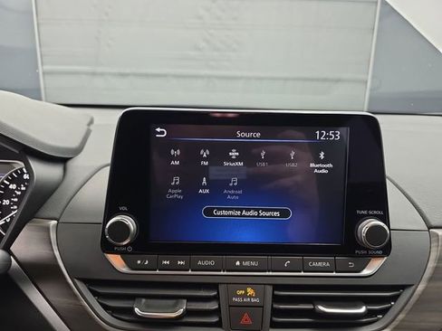 Used 2024 Nissan Altima 2.5 SV image 29