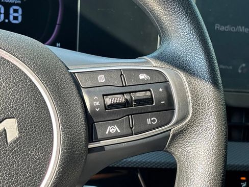 Certified 2023 Kia Sportage LX AWD/4WD image 24