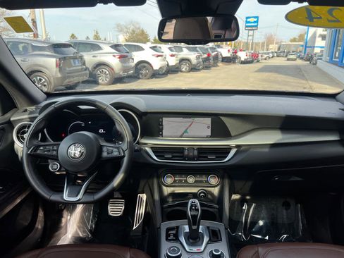 Used 2024 Alfa Romeo Stelvio Ti AWD/4WD image 35