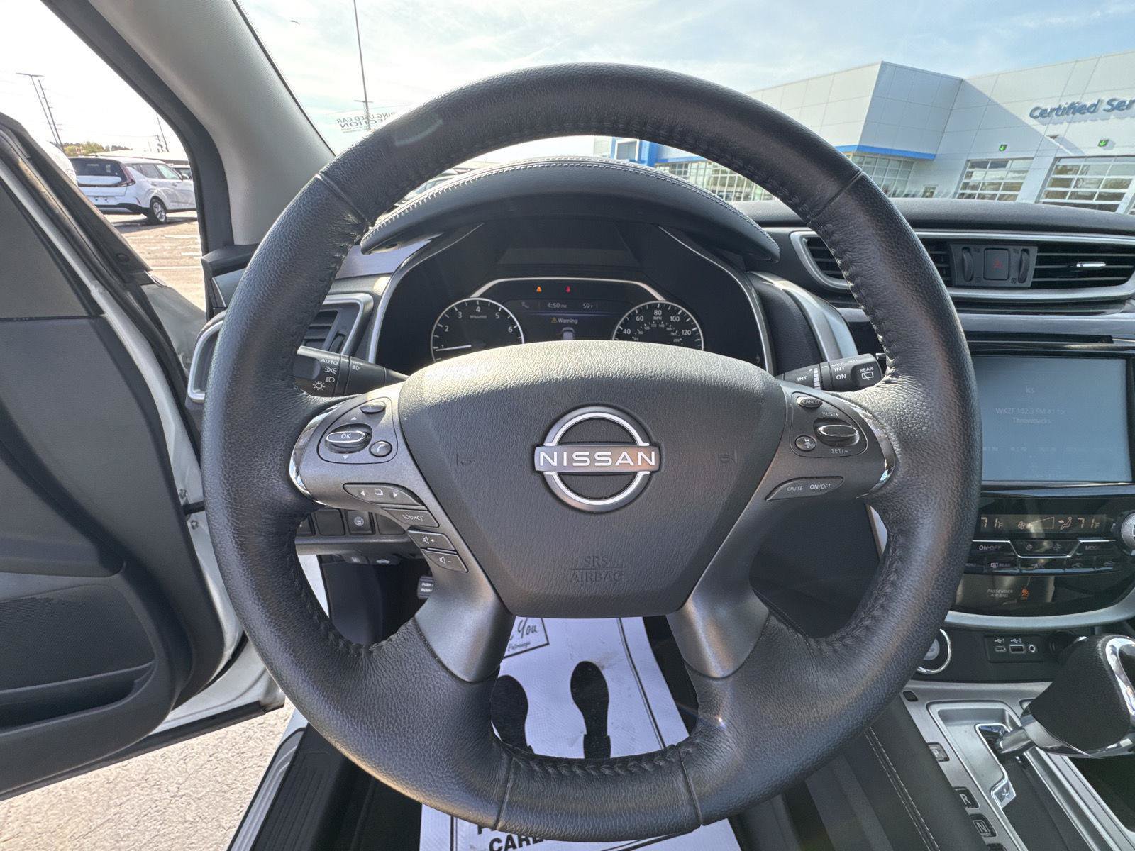 Used 2024 Nissan Murano SV FWD image 19
