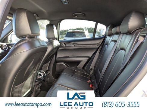 Used 2022 Alfa Romeo Stelvio Sprint image 14