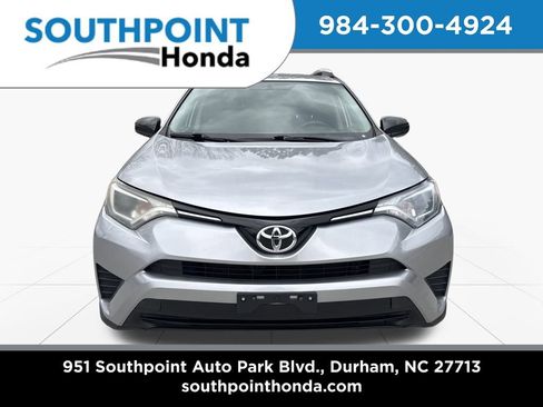 Used 2016 Toyota RAV4 LE image 2