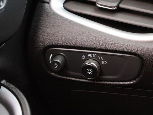 Used 2024 Chevrolet Malibu LT image 26