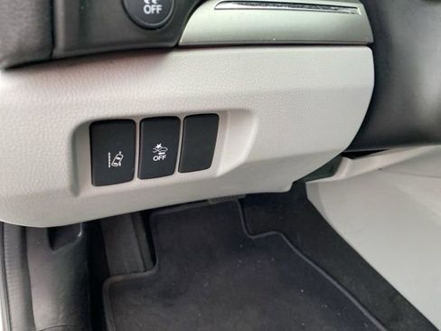 Used 2020 Acura ILX w/ Premium Package image 16