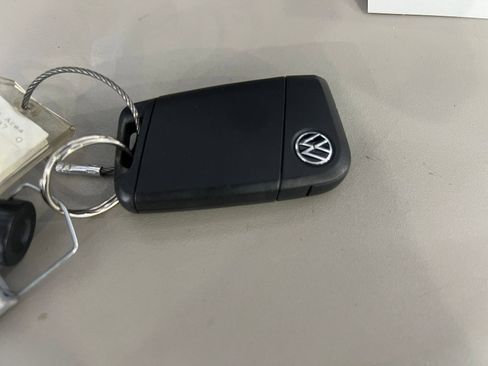 Used 2025 Volkswagen Jetta SE image 22