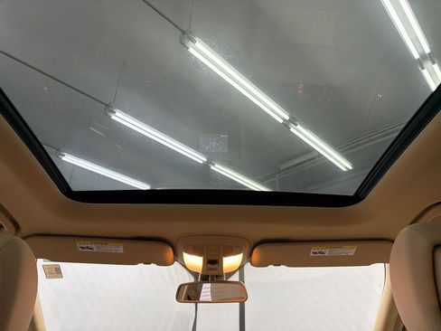 Used 2009 Mercedes-Benz R 350 4MATIC image 23