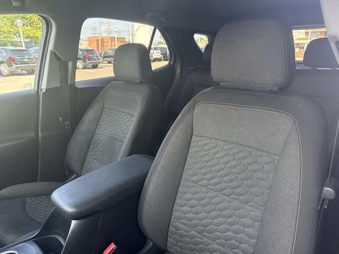 Used 2018 Chevrolet Equinox LT AWD/4WD image 48