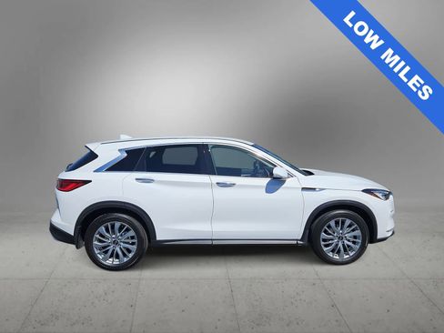 Used 2025 INFINITI QX50 Pure AWD/4WD image 9