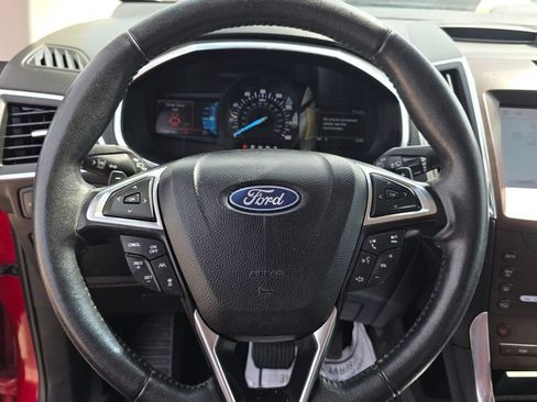 Used 2020 Ford Edge Titanium AWD/4WD image 14