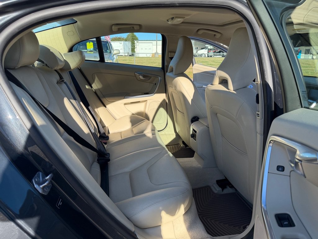 Used 2015 Volvo S60 T5 Platinum FWD image 19
