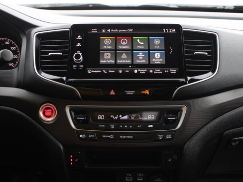 Certified 2025 Honda Ridgeline TrailSport image 12