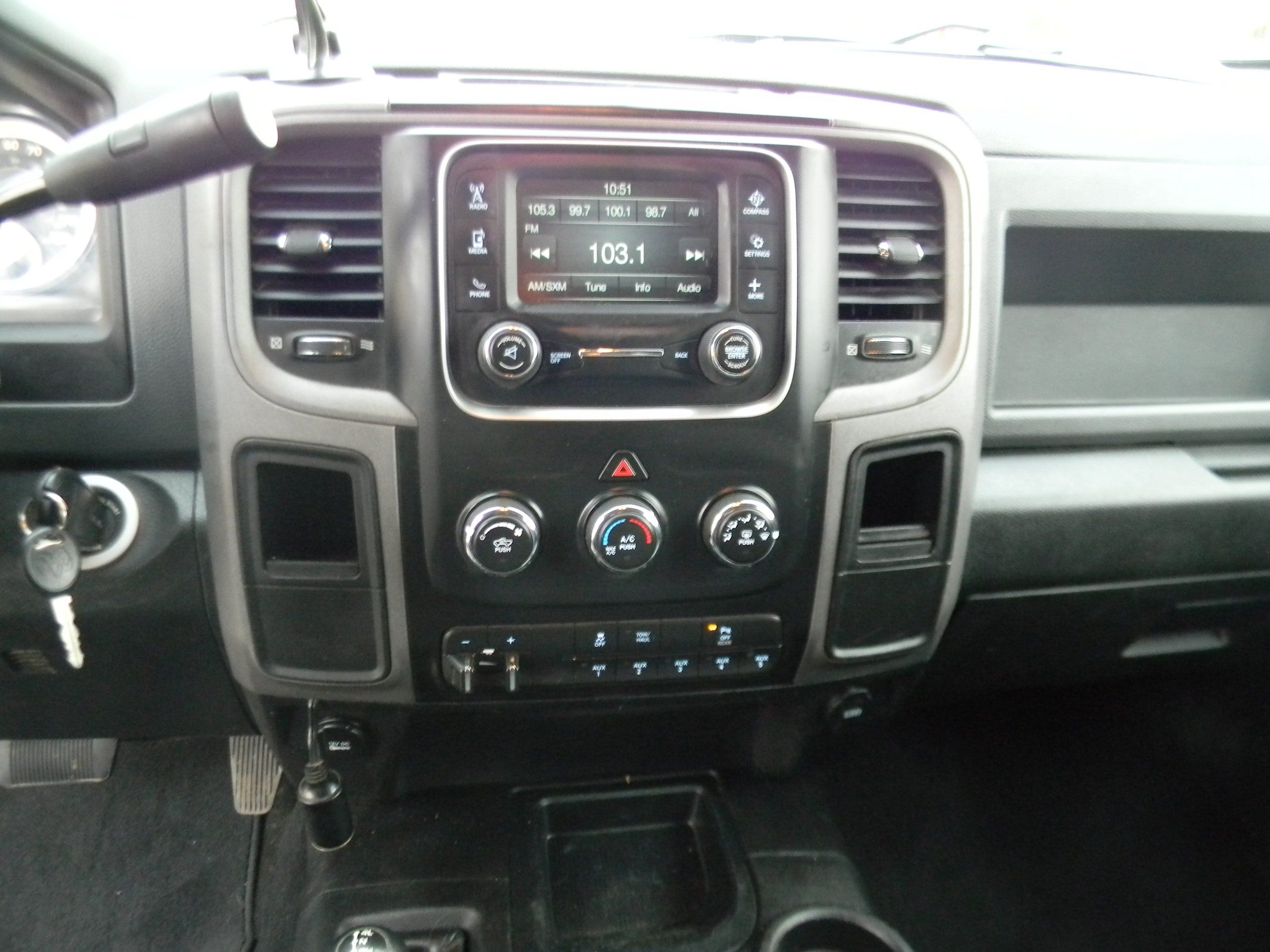 Used 2018 RAM 2500 Tradesman w/ Chrome Appearance Group AWD/4WD image 7
