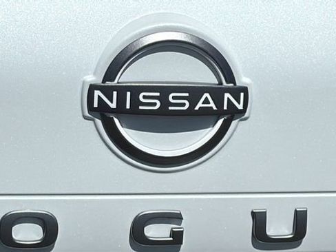 New 2026 Nissan Rogue Platinum AWD/4WD image 28