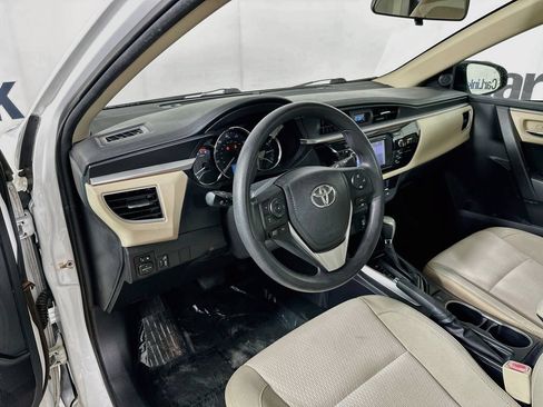 Used 2014 Toyota Corolla LE FWD image 10