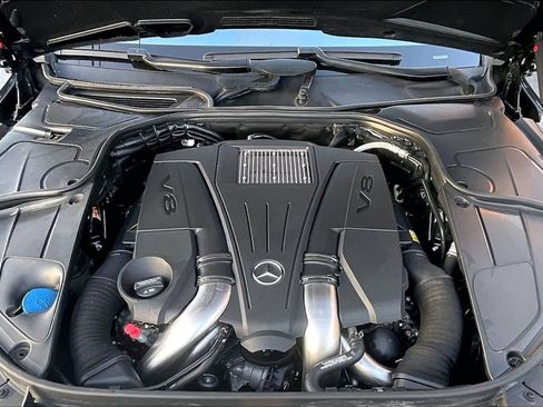 Used 2017 Mercedes-Benz S 550 Sedan image 10
