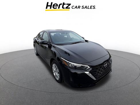 Used 2025 Nissan Sentra S image 1