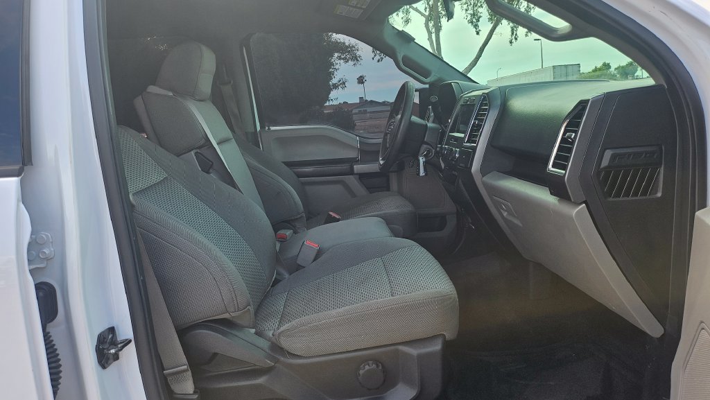 Used 2016 Ford F150 XLT AWD/4WD image 19