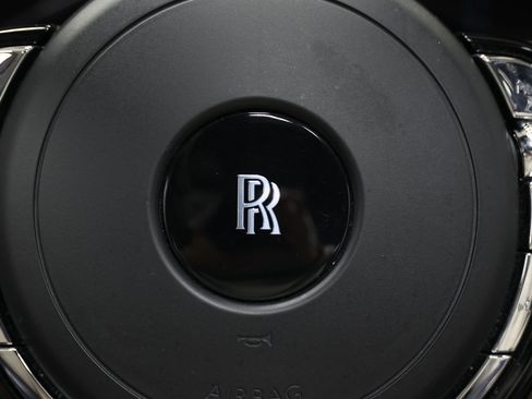 Used 2015 Rolls-Royce Ghost image 28
