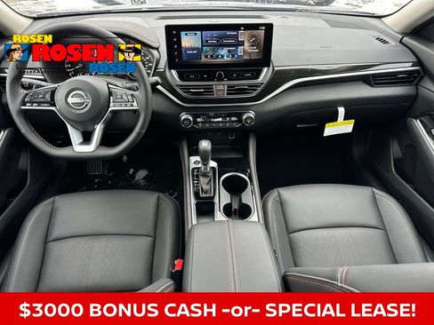 New 2025 Nissan Altima 2.5 SR w/ SR Premium Package image 16