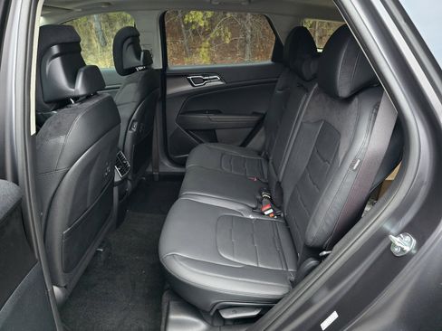 New 2026 Kia Sportage SX FWD image 4