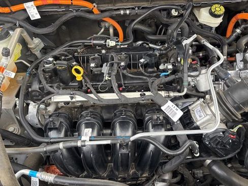 Used 2022 Ford Escape Titanium image 23