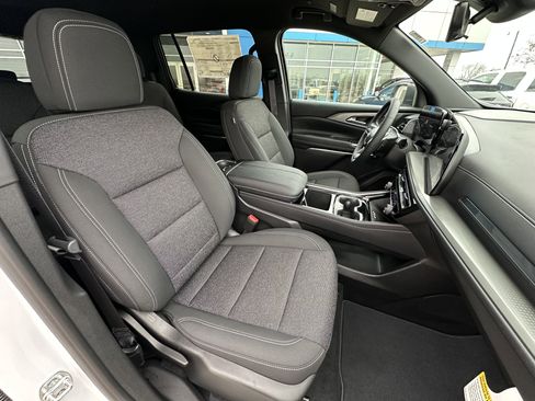 New 2026 Chevrolet Traverse LT w/ Driver Confidence Package image 43