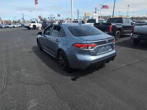 Certified 2025 Toyota Corolla SE FWD image 5