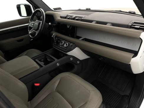 Used 2020 Land Rover Defender 110 S AWD/4WD image 13