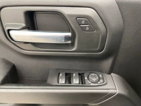 New 2026 Chevrolet Silverado 1500 Custom Trail Boss w/ Midnight Edition AWD/4WD image 9