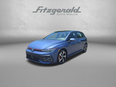 Used 2026 Volkswagen GTI SE FWD image 3
