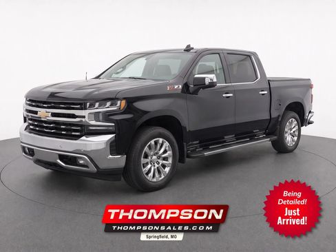 Used 2021 Chevrolet Silverado 1500 LTZ AWD/4WD image 1
