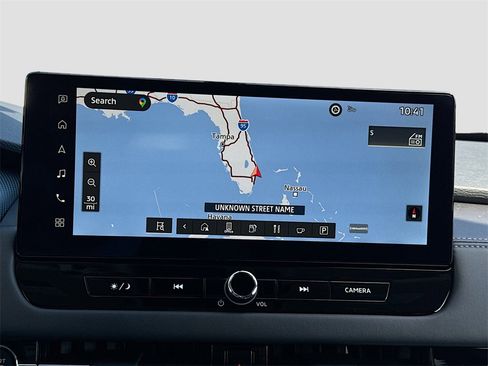 New 2025 Mitsubishi Outlander SE image 13