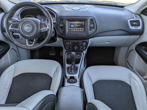 Used 2018 Jeep Compass Latitude w/ Popular Equipment Group image 19