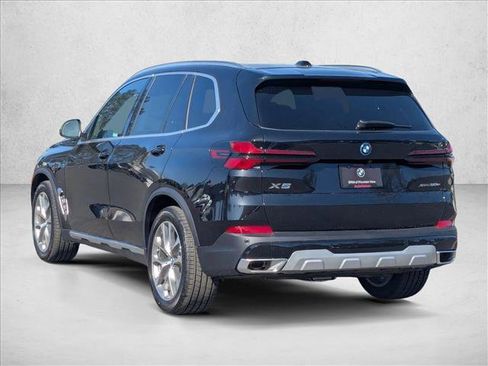 New 2026 BMW X5 xDrive50e w/ Executive Package image 8