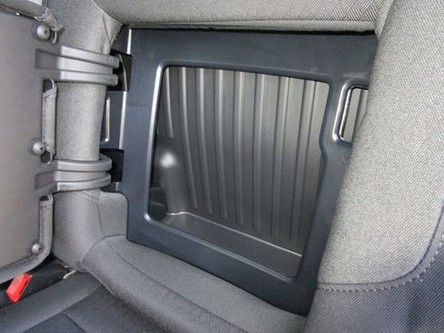 New 2026 GMC Sierra 1500 Elevation image 23