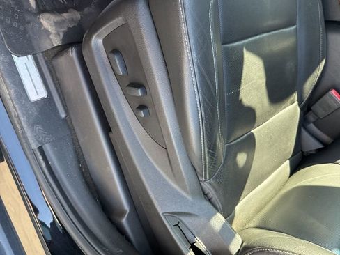 Used 2018 Chevrolet Suburban Premier image 12