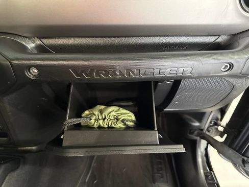 Used 2021 Jeep Wrangler Unlimited Sport AWD/4WD image 56