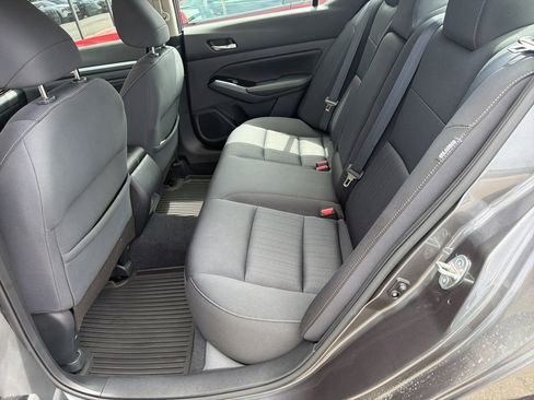 Certified 2021 Nissan Altima 2.5 SV w/ SV Premium Package FWD image 5