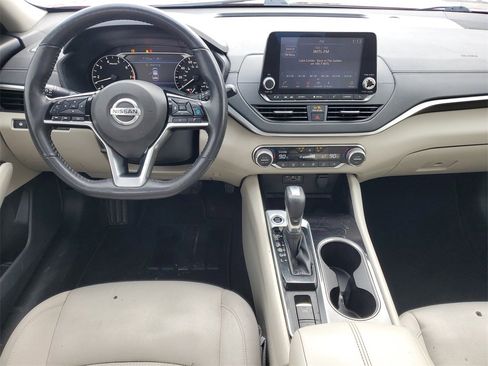 Used 2020 Nissan Altima 2.5 SV image 27