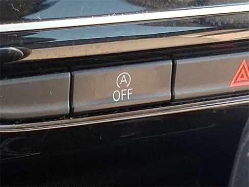 Used 2022 Volkswagen Atlas SE image 19