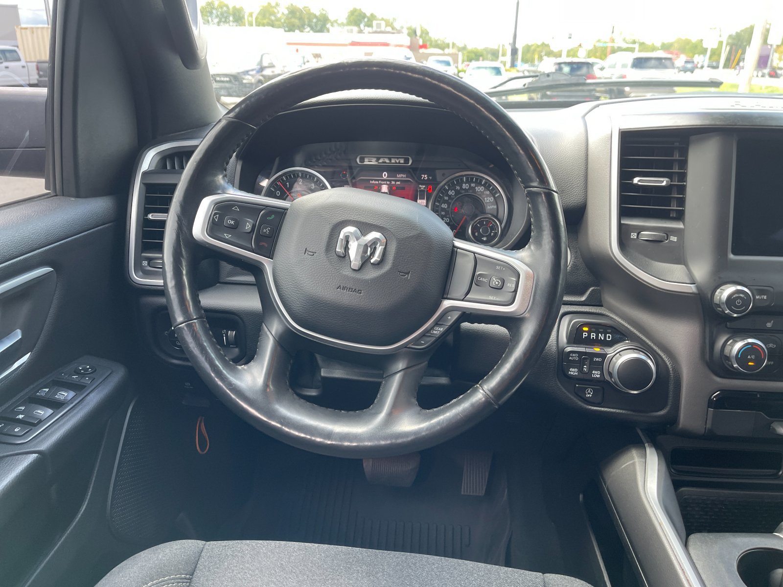 Used 2020 RAM 1500 Big Horn AWD/4WD image 16